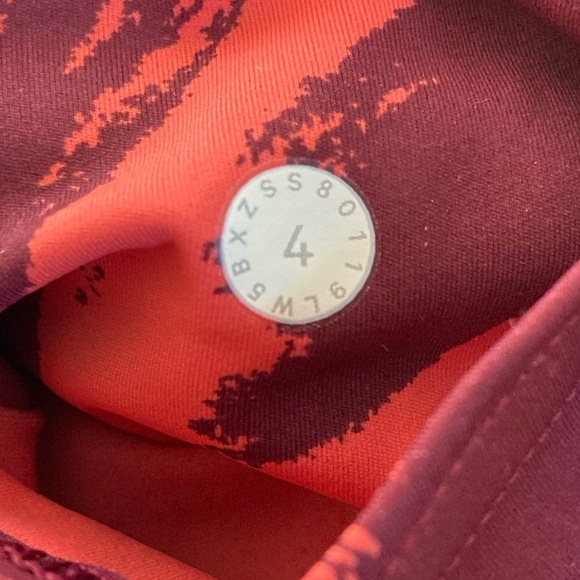 Lululemon Fast & Free Full Length Tight 28"
Flower Pop Poppy Coral Deep Ruby - Picture 10 of 13